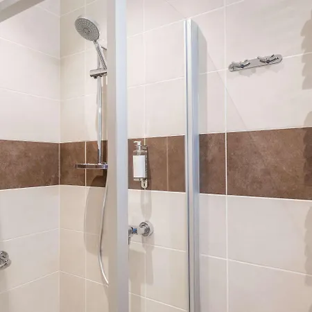 Otel The Originals City, Regina, 2*